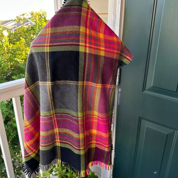 Johnstons of Elgin Scotland Merino Wool Tartan Bold Plaid Fringe Scarf 30" - Picture 2 of 4